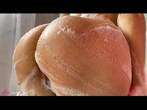 ❤️ Zeshkania masturbon pidhin me vibrator deri në orgazmë intensive në dush ️❌ Pornografi anale tek ne sq.porngameshub.ru ﹏