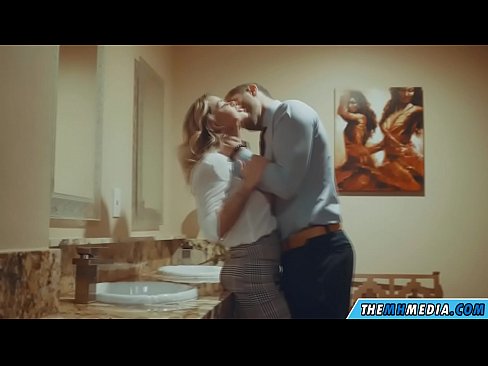 ❤️ Kur një bjonde me bukë ju josh në një banjë publike ️❌ Pornografi anale tek ne sq.porngameshub.ru ﹏